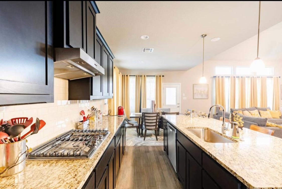Brand New Smart Home Мансфилд Экстерьер фото